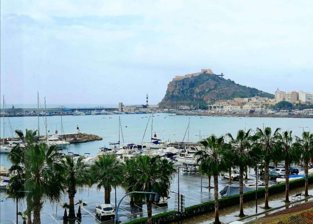 Club Nautico De Hostel Aguilas